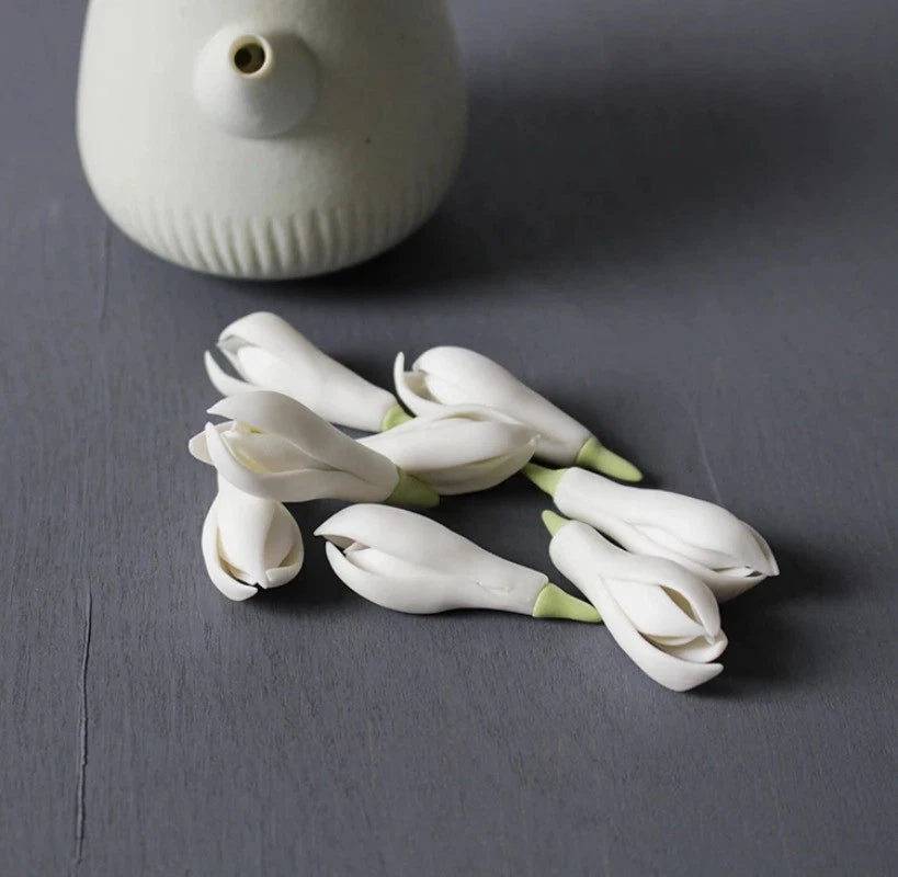 5.5cm Ceramic Hand-kneaded Magnolia Flower Tea Pet Tea Rack Pen Holder Ornament 07FC0E-D4 - KOEEK