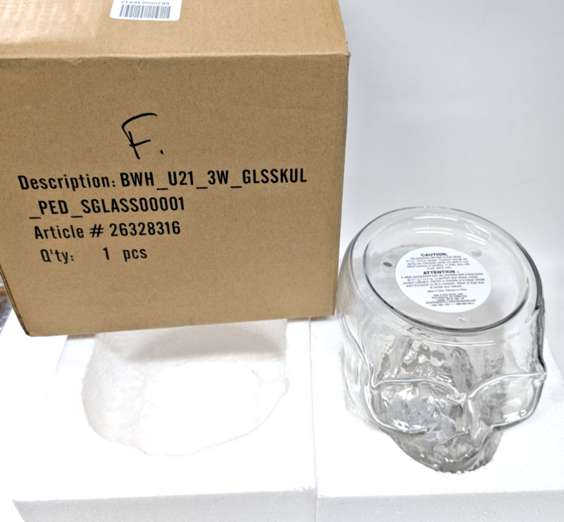 ! Bath & Body Works Halloween GLASS LIGHT-UP SKULL Pedestal for 3-wick BATH & BODY WORKS - KOEEK
