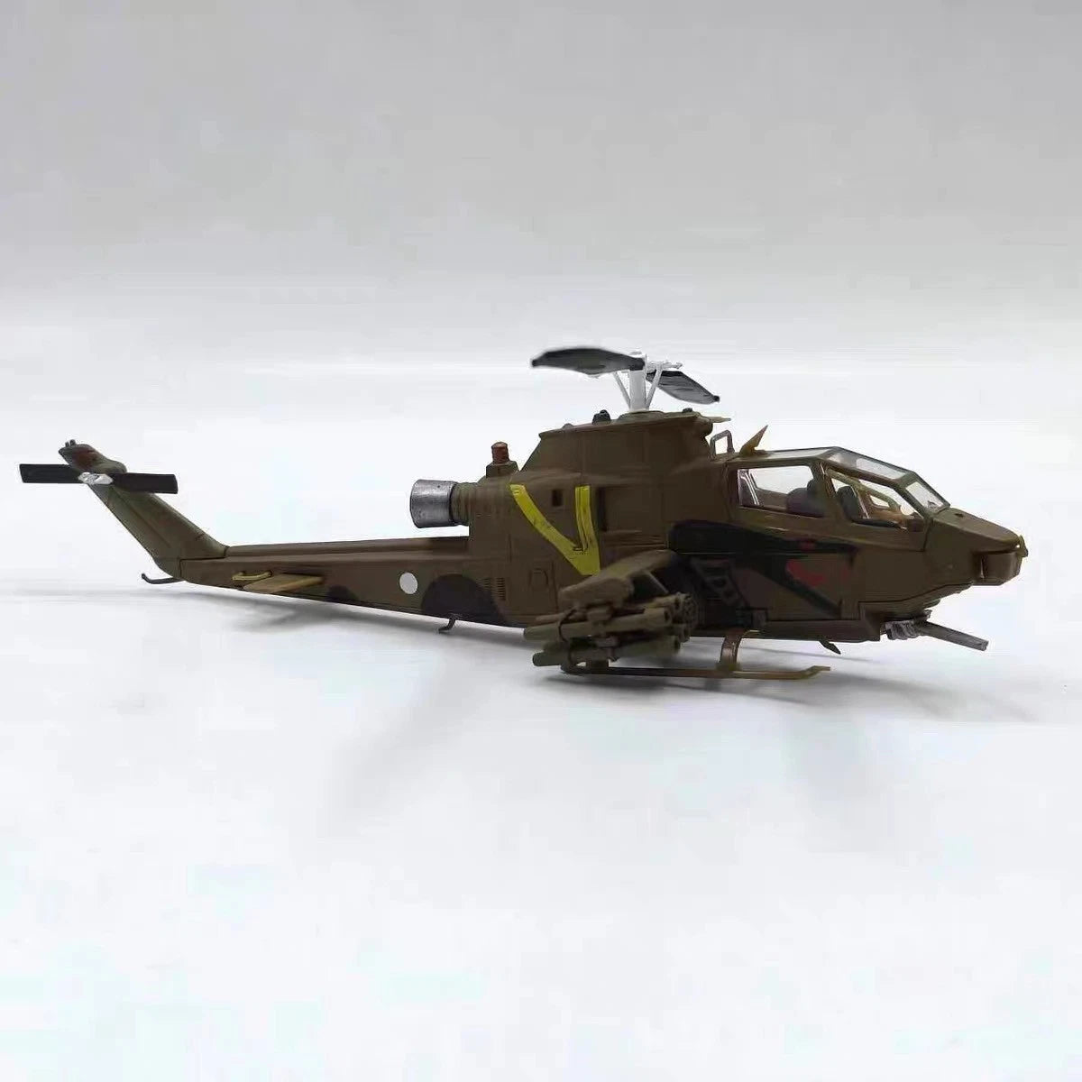 1:72 Diecast Military Model Israeli Air Force Bell AH-1S Cobra Attack Helicopter 07FC0E-D4 - KOEEK