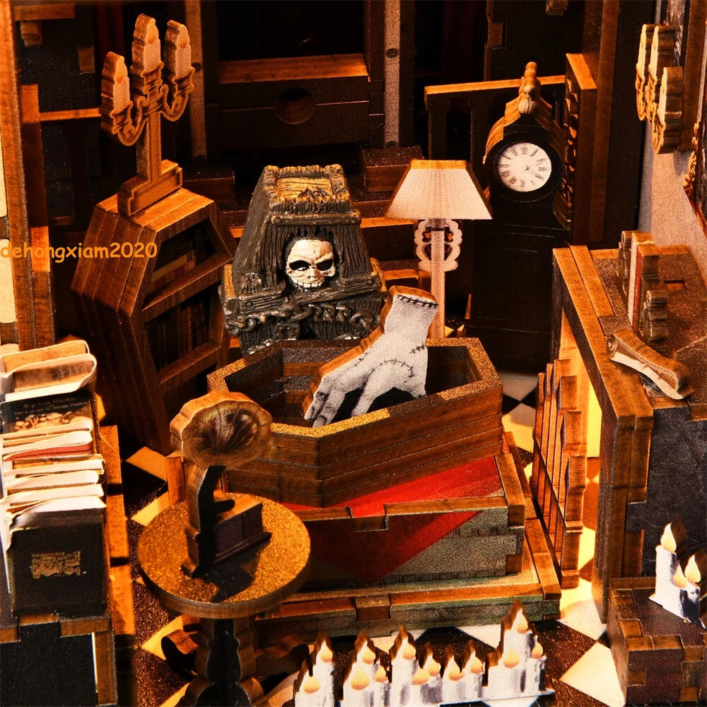 The Addams Family DIY LED Small House Building Block Bookends Model Gift Toys 07FC0E-D4 - KOEEK