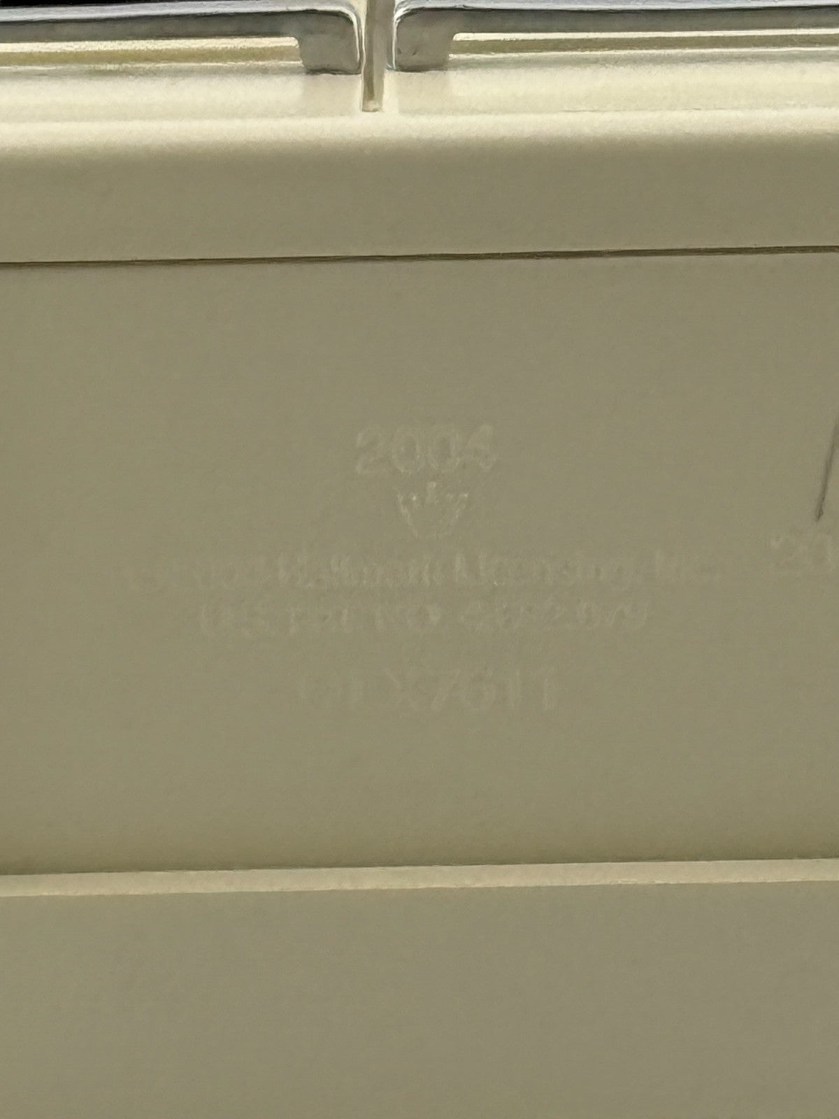 2004 Hallmark Magic Ornament "Christmas Cookies Stove Oven" Light and Fragrance HALLMARK - KOEEK