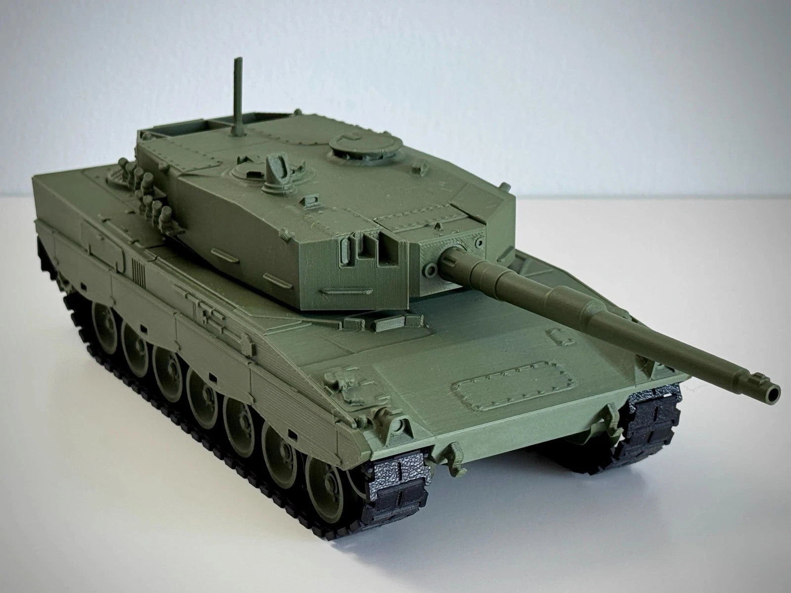 Leopard 2AV Prototype Main Battle Tank Model Modern Military Collection Desktop 07FC0E-D4 - KOEEK