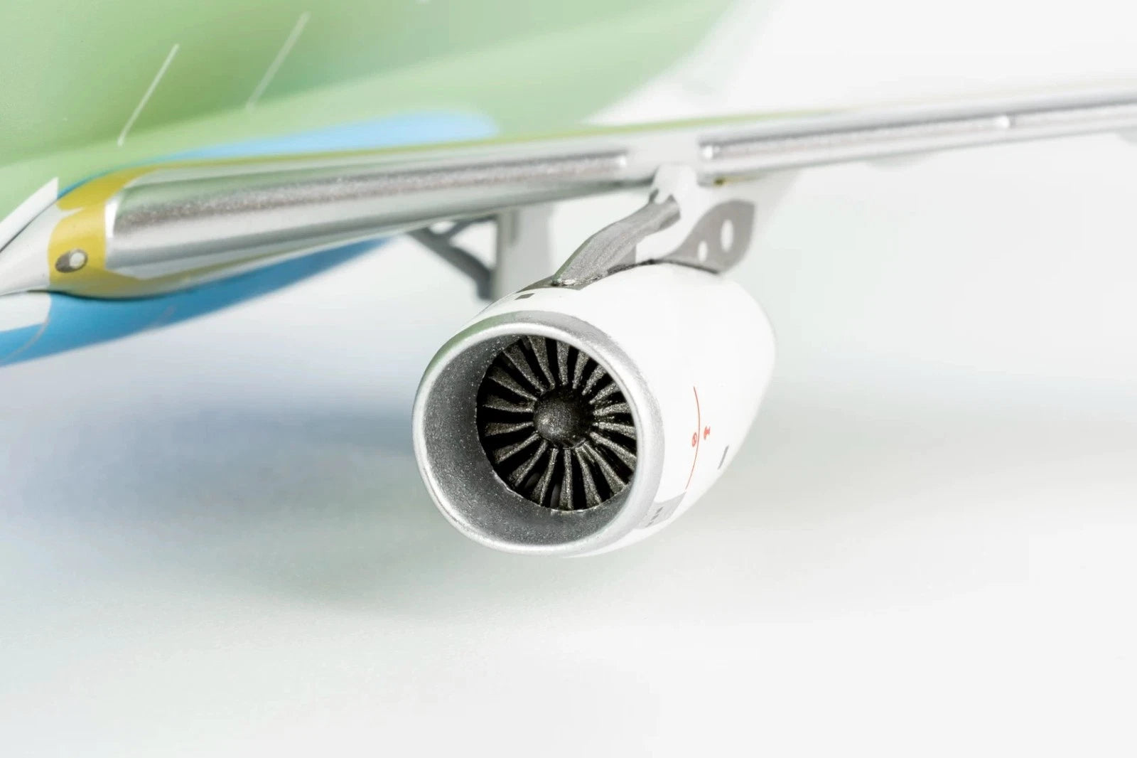 1:400 Airbus A330-743L Beluga XL F-WBXL Diecast Aircraft NG High-quality Model NG - KOEEK