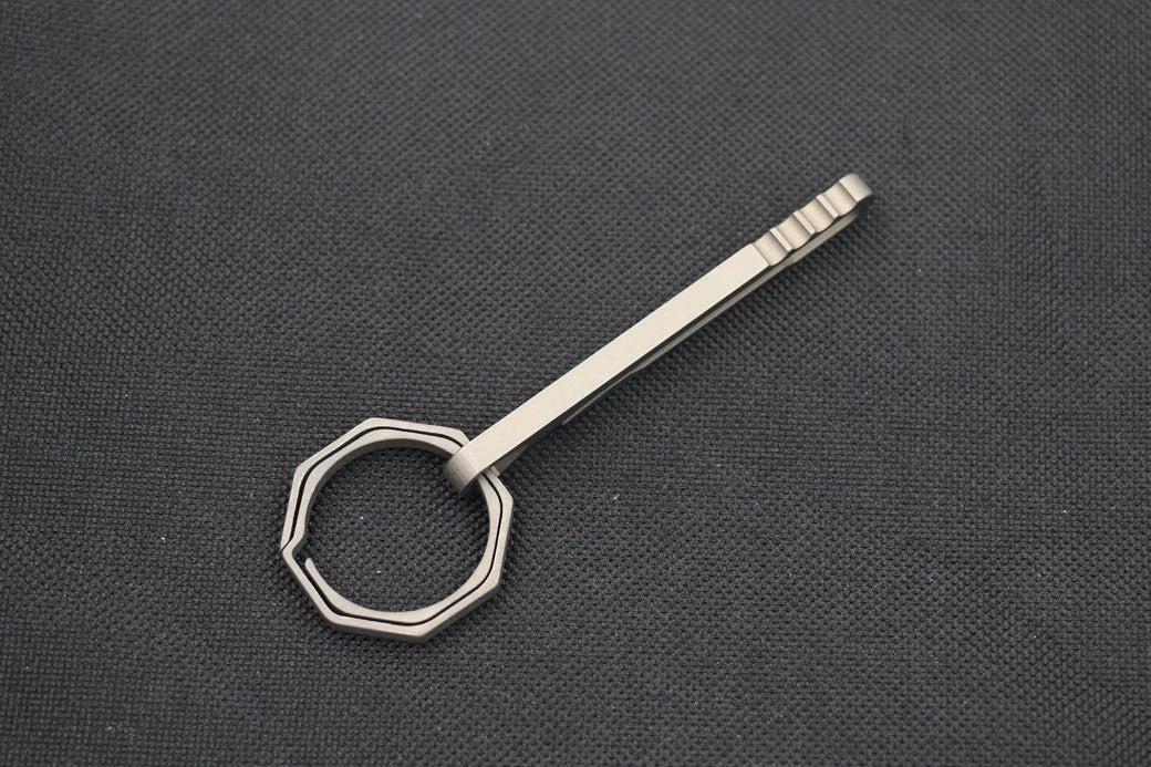 EDC Titanium TC4 Key Chain + Key Ring Belt Clip Molle Pecket Outdoor Tool KCR-8 07FC0E-D4 - KOEEK