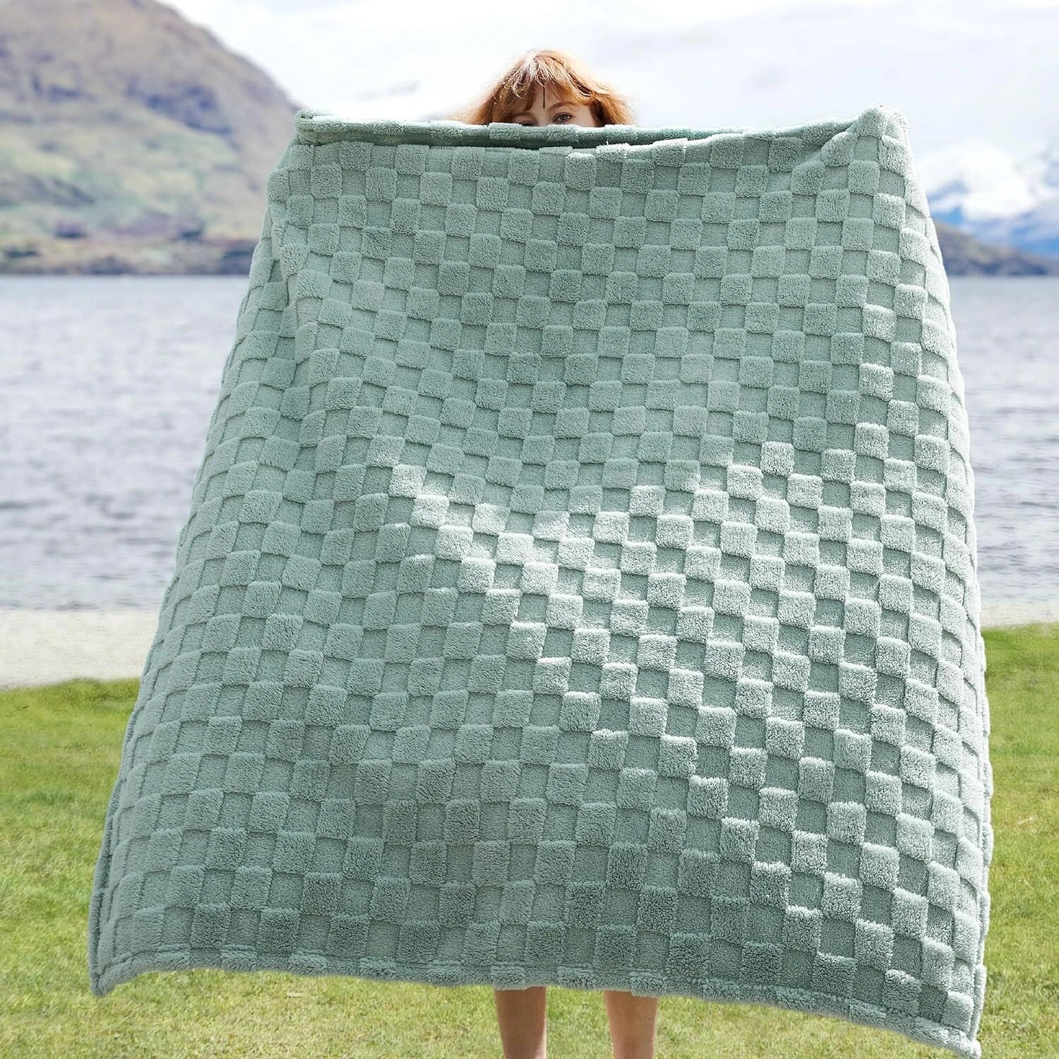 Sage Green Fleece Blanket for Couch - Checkered Throw Blanket for Women 07FC0E-D4 - KOEEK