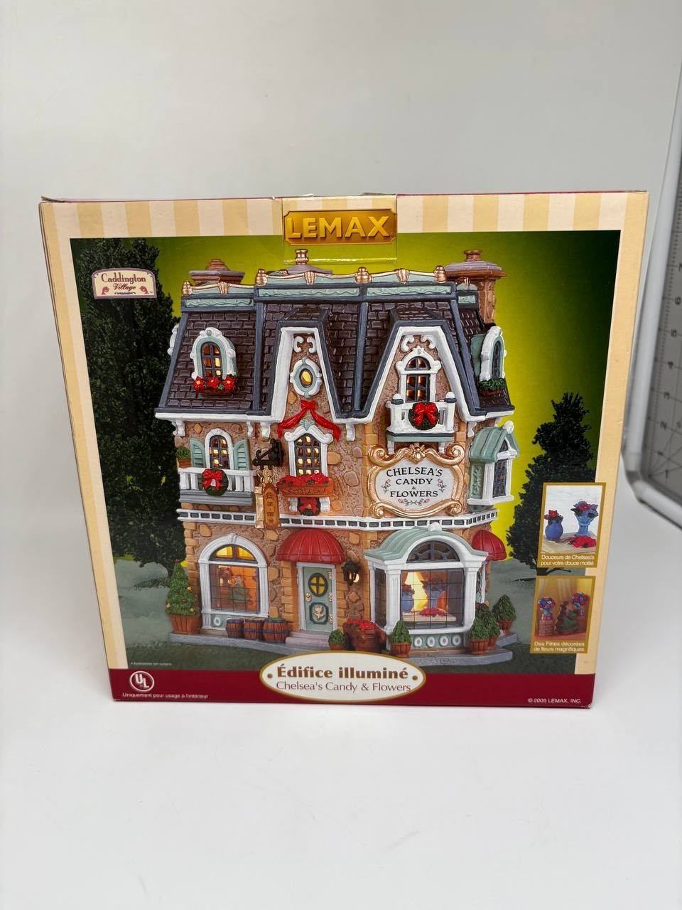 Lemax Christmas Village 2005 Chelsea's Candy and Flower Shop Lighted in box LEMAX - KOEEK