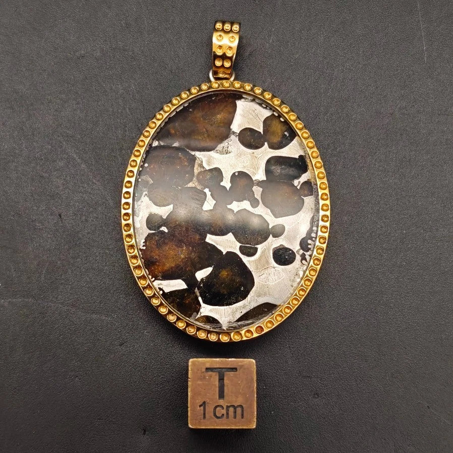 Kenya Sericho Pallasite Meteorite Pendant with Olivine 07FC0E-D4 - KOEEK