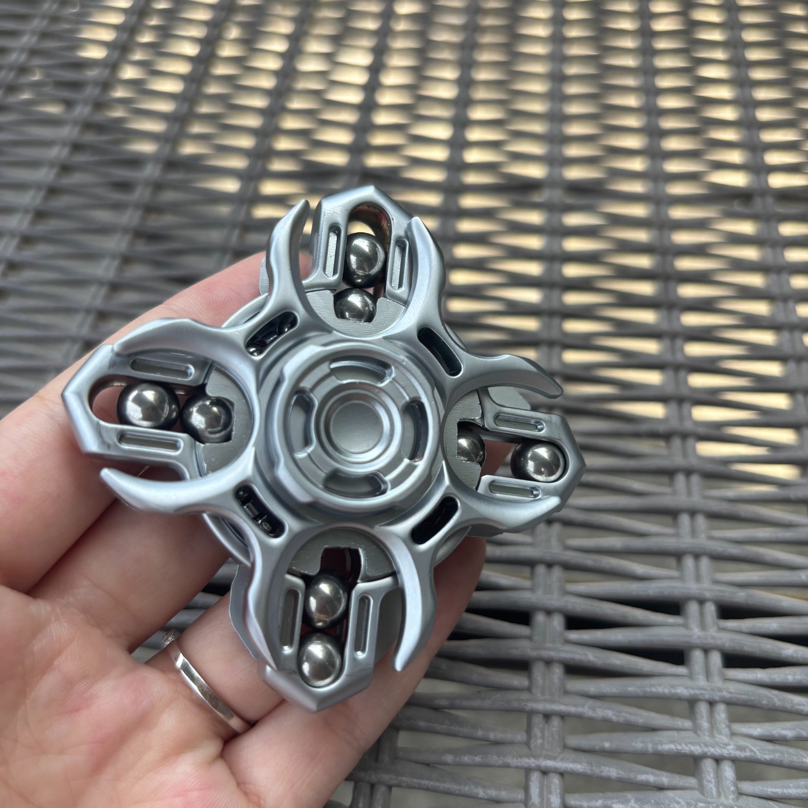 EDC Hand Spinner Fidget Spinner Double-Sided Linkage Stress Relief Toys 07FC0E-D4 - KOEEK
