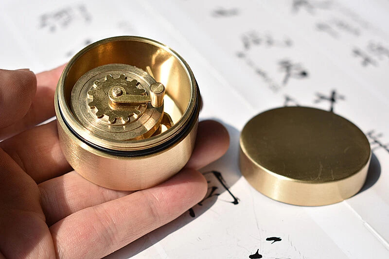 EDC Brass Pocket Tape Measure Mini Manual Reel Retro Flywheel Sewing Tool 07FC0E-D4 - KOEEK