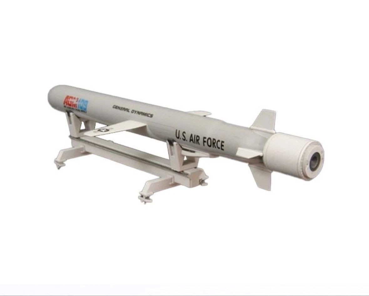 1/72 AGM-109 Tomahawk Air-Launched Cruise Missile SetPlastic Assembly Model18pcs 07FC0E-D4 - KOEEK