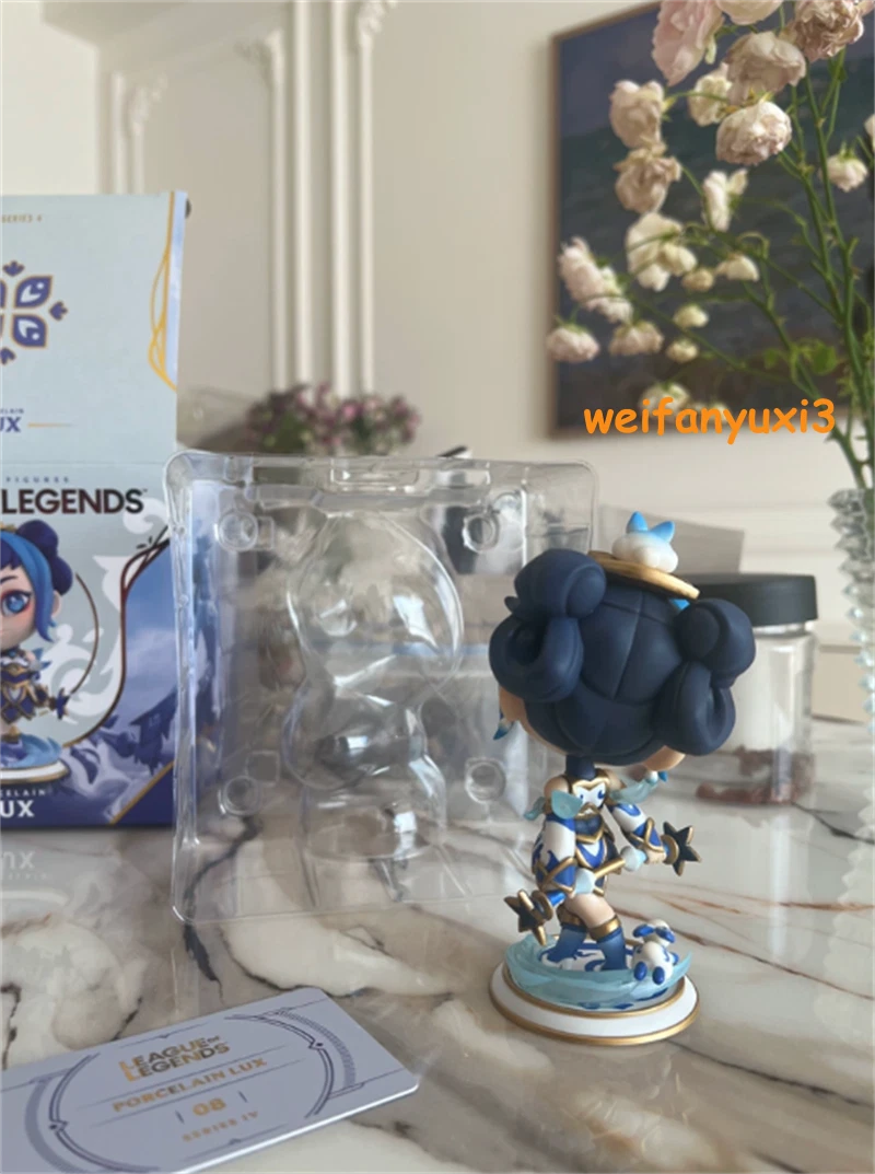 League Of Legends LOL Lux Figure Blue And White Porcelain Limited Edition Model LOL - KOEEK