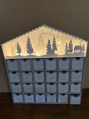 Advent Calendar 24 Doors Costco Metal w/ Lighted  Christmas Scene NIB COSTCO - KOEEK