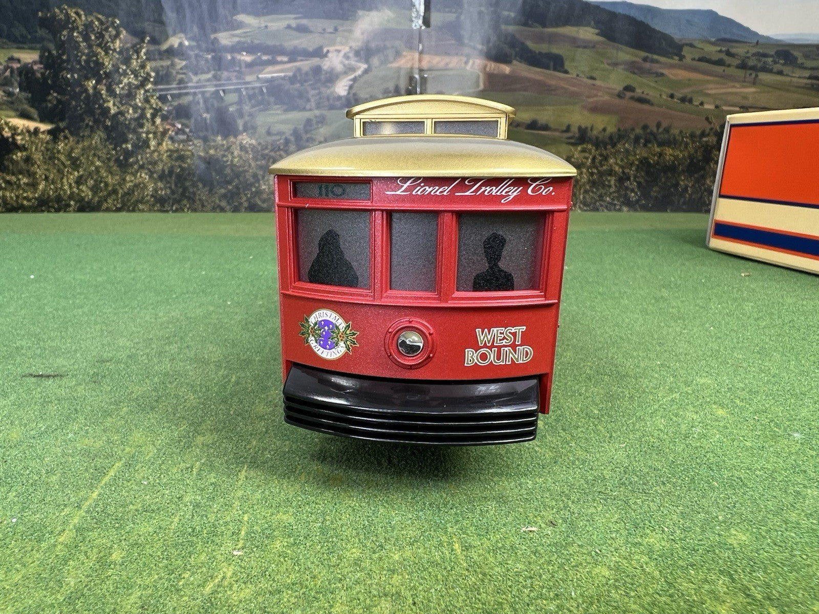 LIONEL 6-28418 CHRISTMAS TROLLEY, O GAUGE, INTERIOR LIGHTING, LIONEL - KOEEK