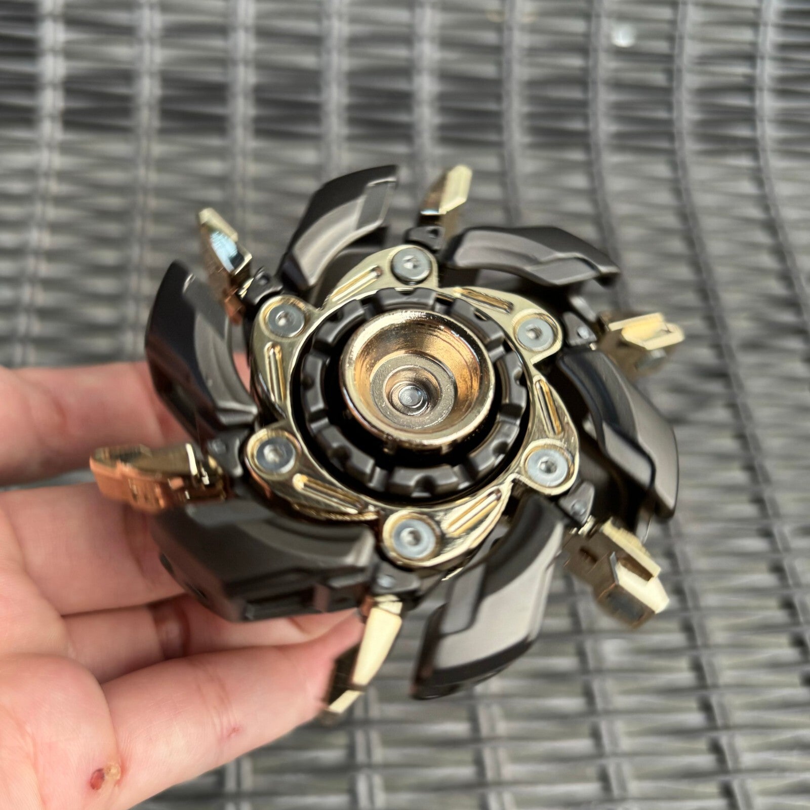 EDC Fidget Grumpy 08 Fidget Spinner Pillbug Metal EDC Beetle Finger Spinner 07FC0E-D4 - KOEEK