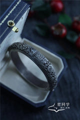 Women Palace Style Retro Distressed Hollow Buckle Floral Bracelet 07FC0E-D4 - KOEEK