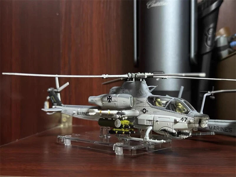 1/72 Built Finished Forces of Valor FOV USMC Bell AH-1Z 'Viper' Helicopter Model FORCES_OF_VALOR - KOEEK