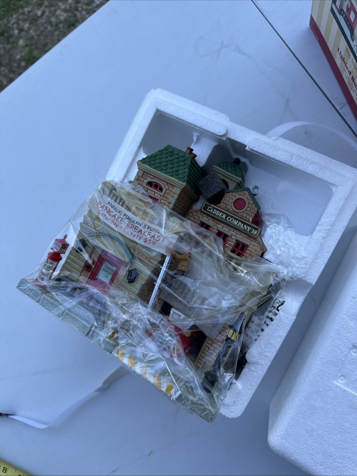 Lemax Caddington Village #95845 2009 May Street Station Lighted Building NOS LEMAX - KOEEK