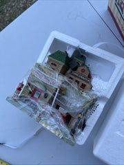 Lemax Caddington Village #95845 2009 May Street Station Lighted Building NOS LEMAX - KOEEK