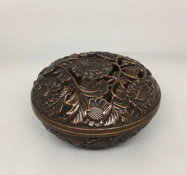 Powder box chrysanthemum incense burner 07FC0E-D4 - KOEEK