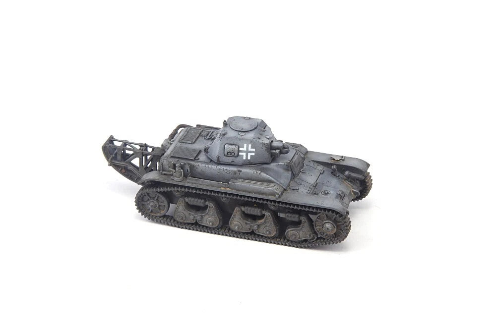 S-Model 1/72 WWII German Pz.Kpfw.35R731(f) Finished Product Model #LE2009 S-MODEL - KOEEK