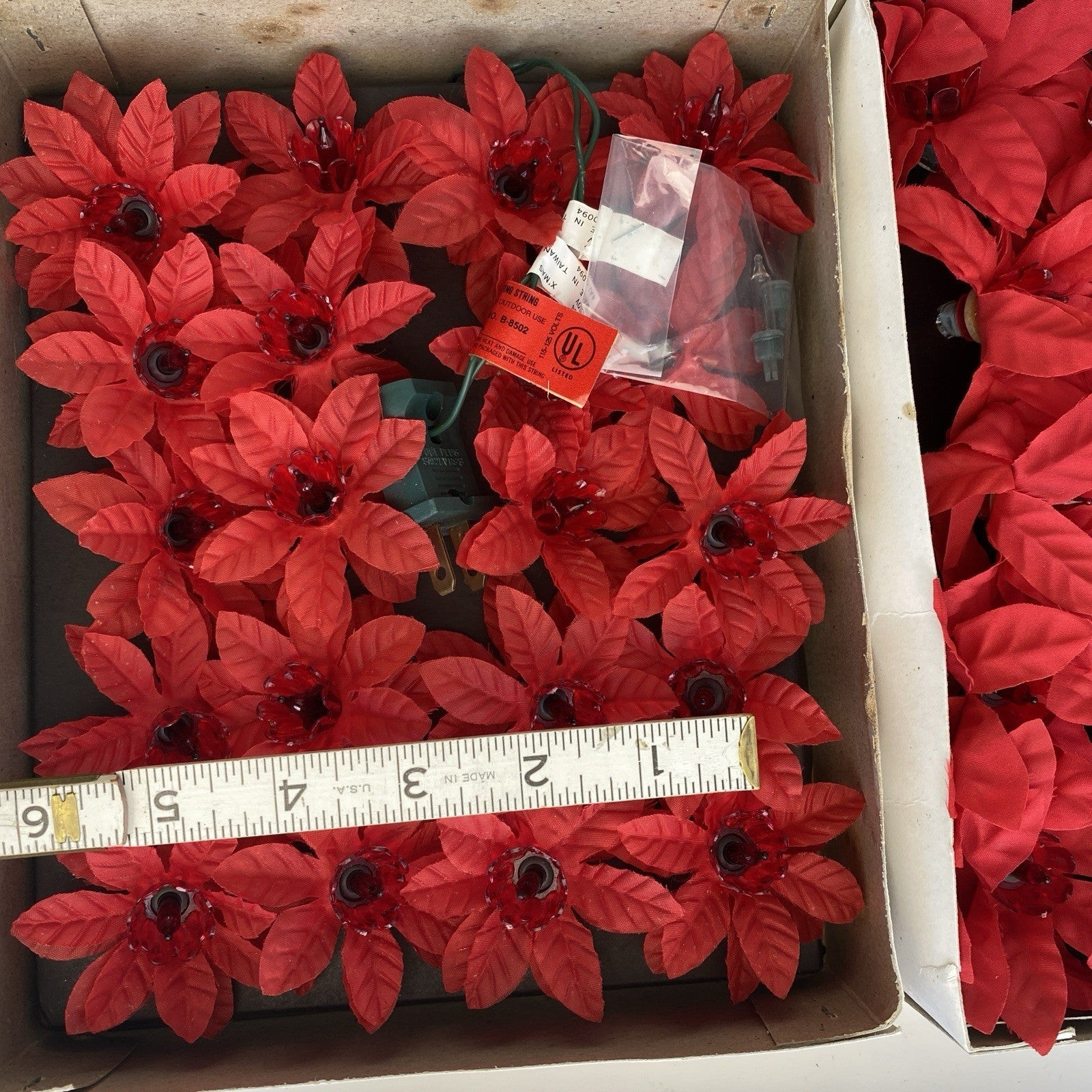 Vintage Red Silk Poinsettia Holiday Christmas String Lights Lot Of 40 07FC0E-D4 - KOEEK