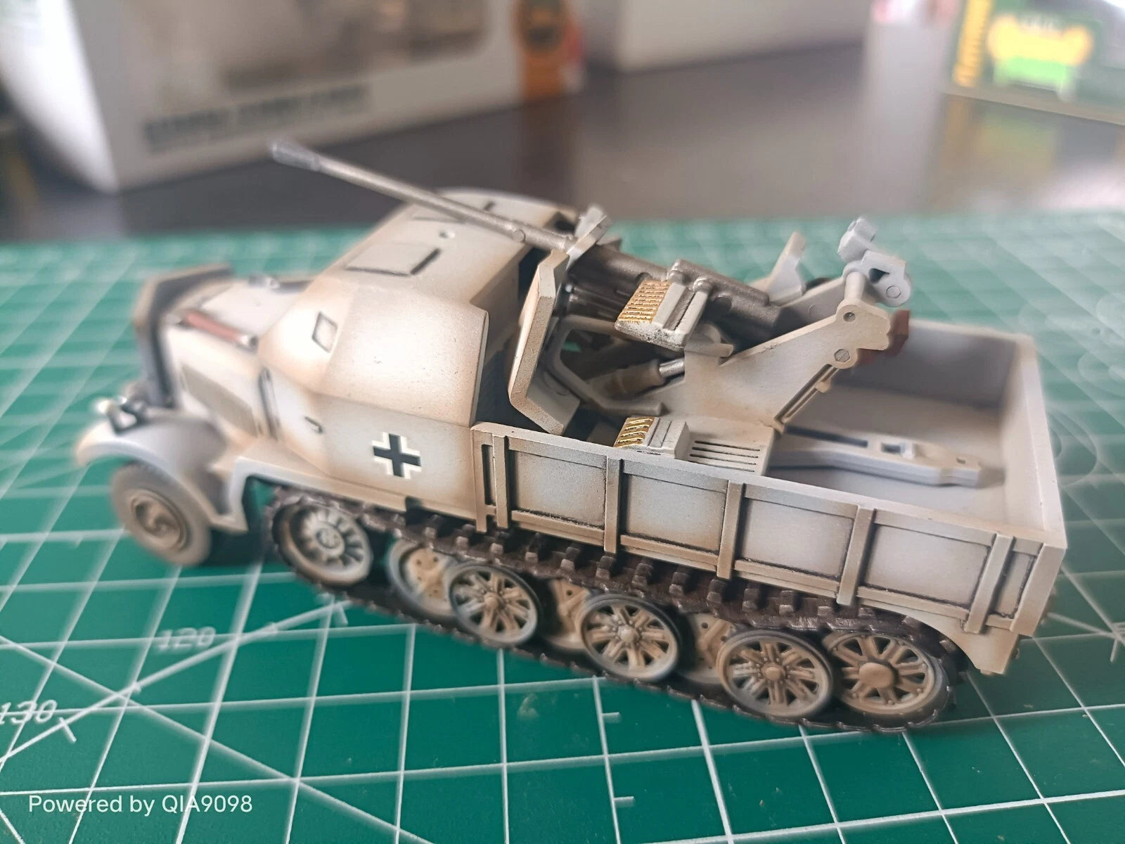 1:72 Scale WWII German Sd .Kfz.7/2 Flak37 Antiaircraft Gun Winter Painting Model 07FC0E-D4 - KOEEK