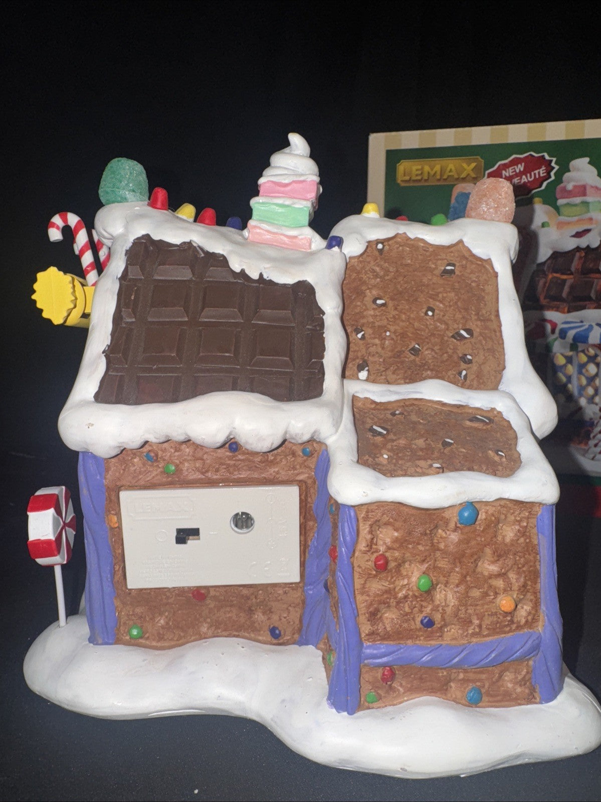 Lemax Christmas The Candy Shop Polyresin Lighted Building Christmas Village LEMAX - KOEEK
