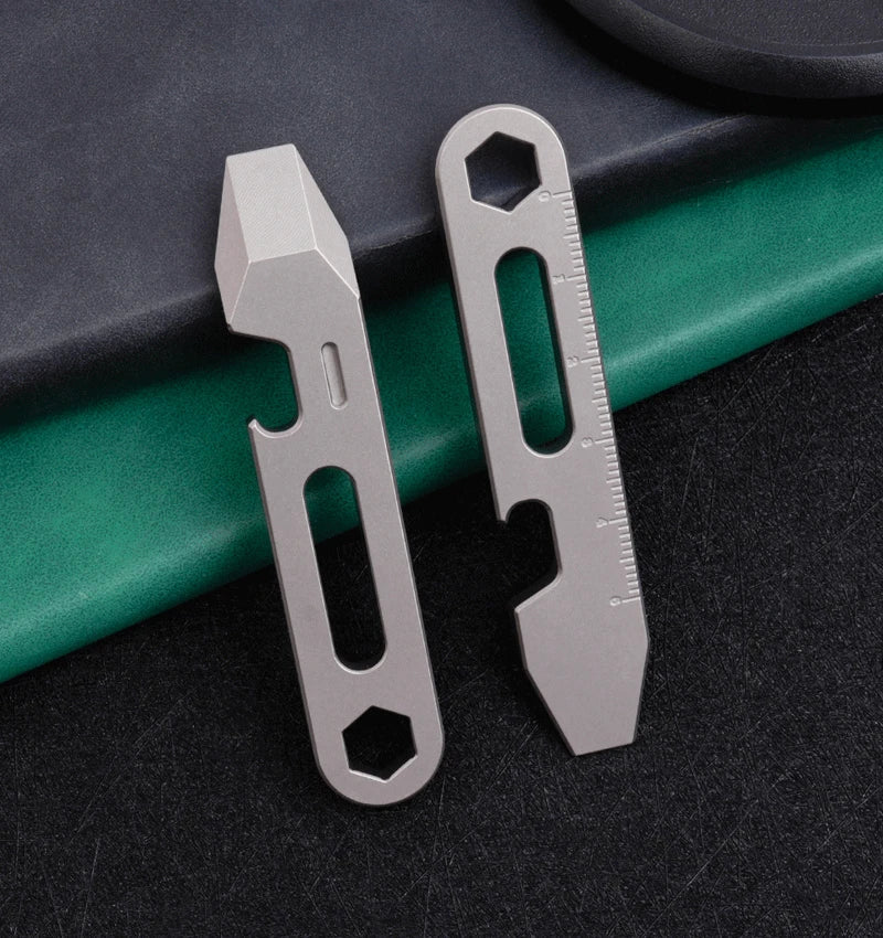 1PC Outdoor Mini Titanium Alloy Keychain Pry Bar Crowbar Opener EDC Multi Tools 07FC0E-D4 - KOEEK