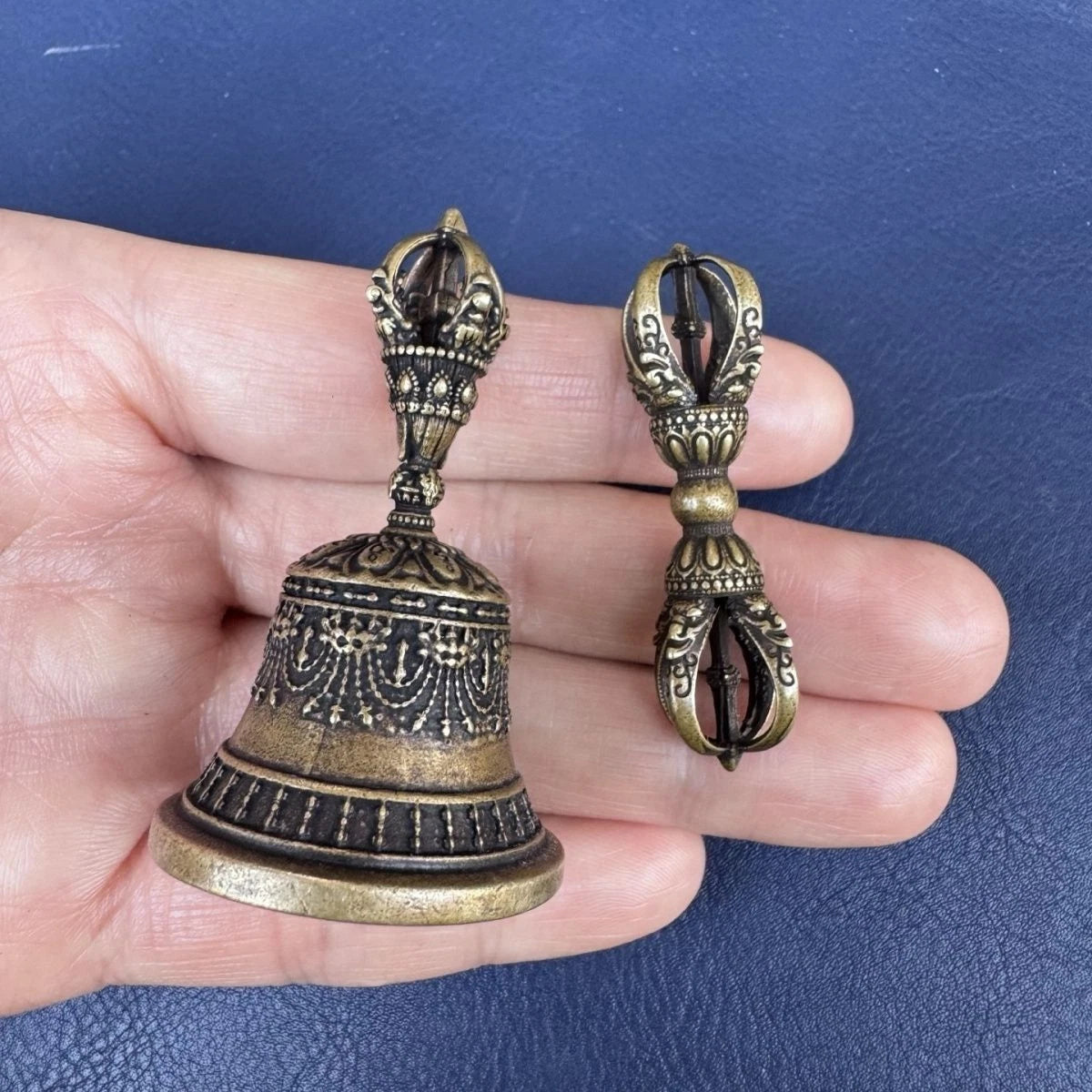 Tibetan Brass Small Vajra Pestle Vajra Bell Size As Shown Weighs about 38 Grams 07FC0E-D4 - KOEEK