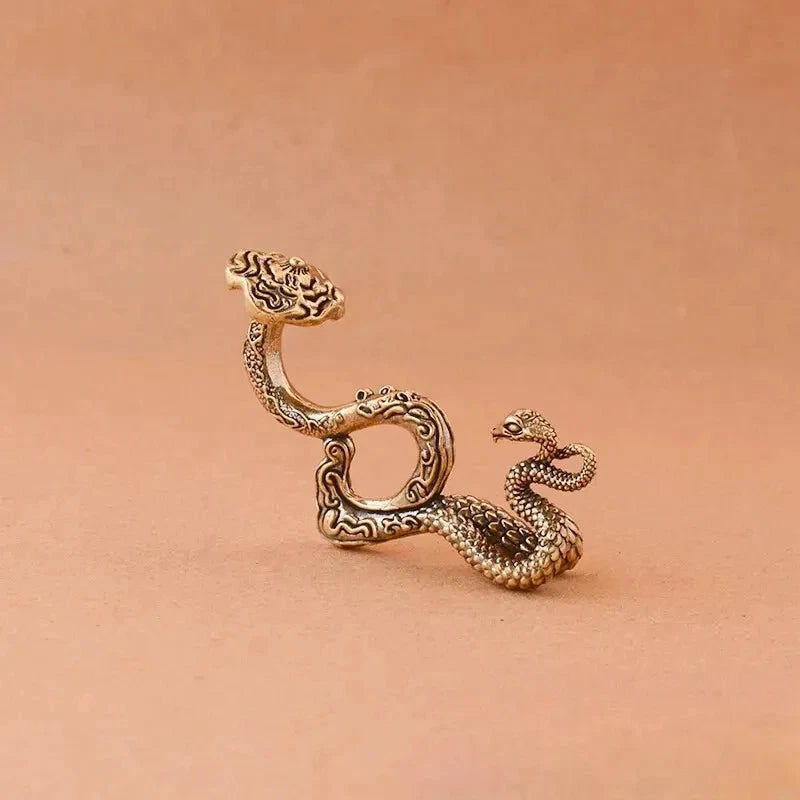 5.6cm Chinese Brass Ganoderma Snake Hand-carved Statue Home Desktop Decoration 07FC0E-D4 - KOEEK
