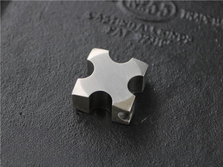 Titanium Alloy Cross Shape Knife Lanyard Bead Paracord Necklace Pendant EDC DIY 07FC0E-D4 - KOEEK