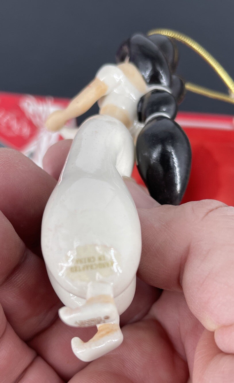 Disney Showcase Collection  Lenox Princess Jasmine Porcelain Ornament LENOX - KOEEK