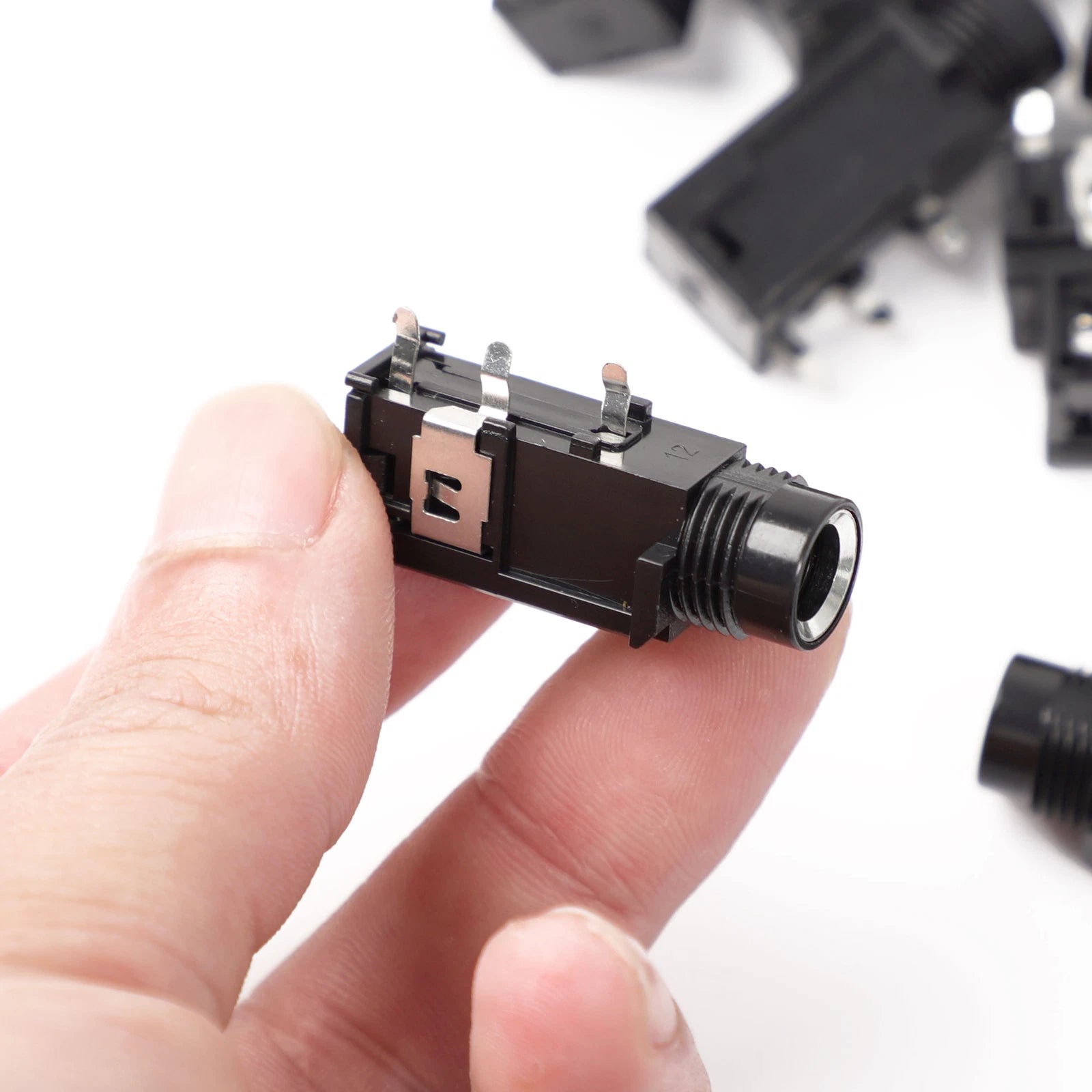 10 Pcs 1/4" 6.35mm Headphone Mono Jack 3 Pins PCB Panel Mount Socket Connectors 07FC0E-D4 - KOEEK