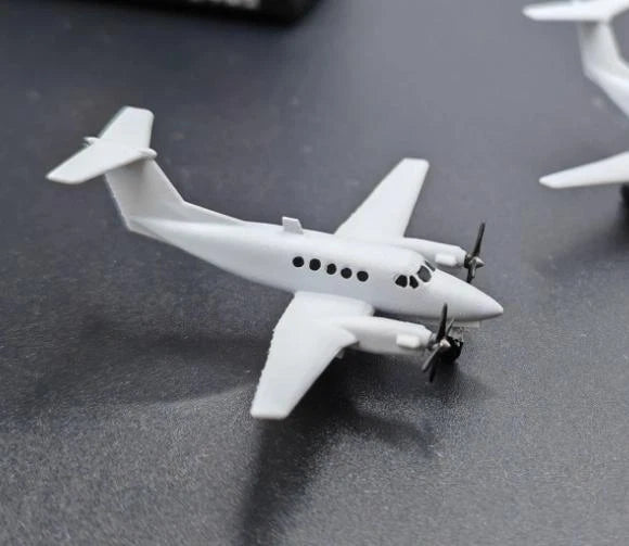 1/400 US Beechcraft B200 "King of the Air" Light Business Jet Model 07FC0E-D4 - KOEEK
