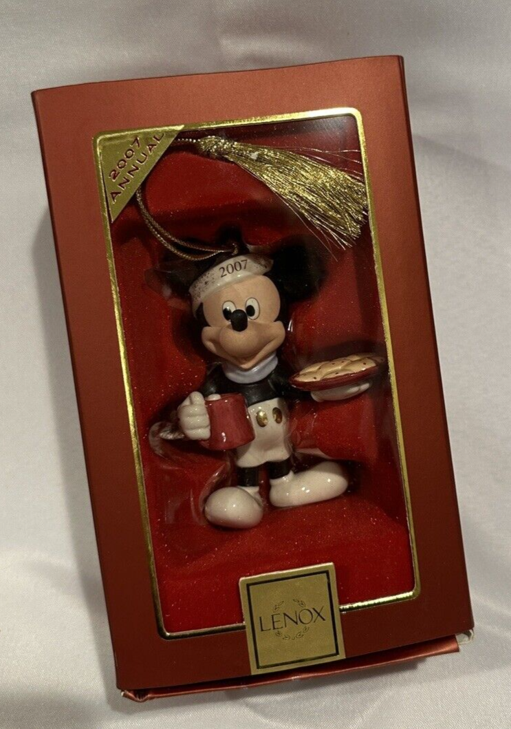 Lenox "Mickey's Christmas Treat " 2007 Annual Ornament NIB LENOX - KOEEK
