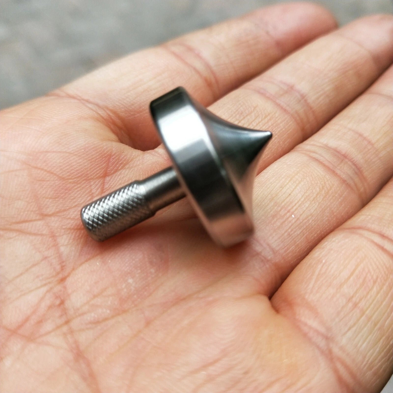 Stainless steel Hand Twisting Spinning Top Gyro Gyroscope Spinner Top Toys 07FC0E-D4 - KOEEK