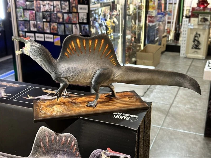 RAMSES Studio Spinosaurus Mesozoic Life Series 1/35 Dinosaur Statue  In Stock RAMSES_STUDIO - KOEEK
