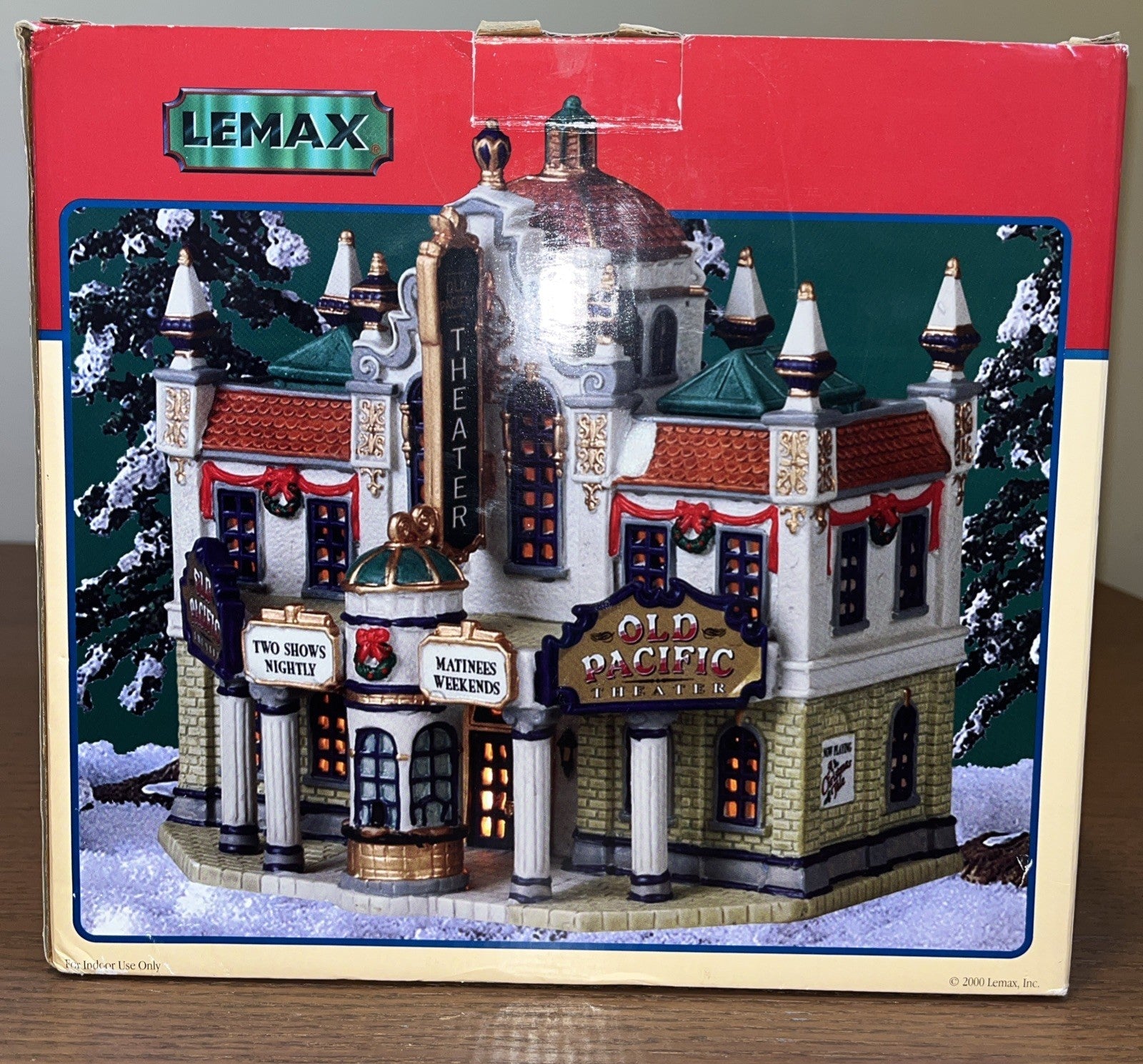 Lemax 2004 Village Old Pacific Theater Lighted Ceramic Christmas Building LEMAX - KOEEK