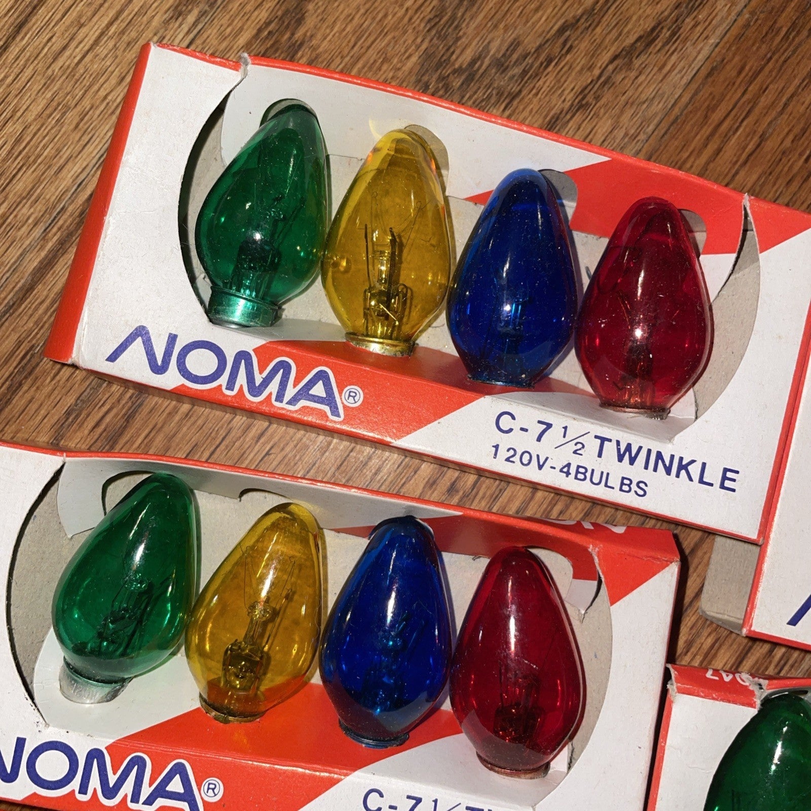 NOMA 12 pks 1047 4 Count C 7 1/2 Multi Transparent Twinkle Christmas Light Bulb NOMA - KOEEK