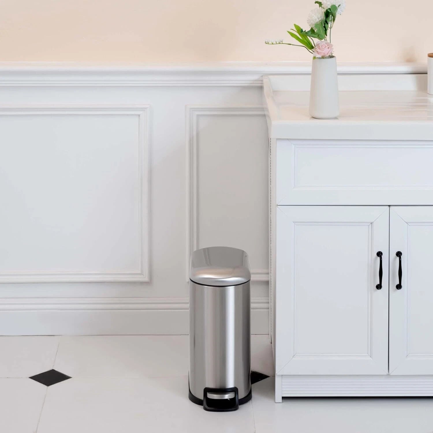 Compact trash can with lid and soft close foot pedal, brushed stainless steel 07FC0E-D4 - KOEEK