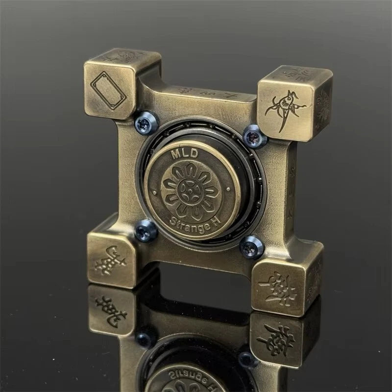 Brass Hand Spinner Retro Mahjong Pattern Poker Skull Pattern Fidget Spinner Toy 07FC0E-D4 - KOEEK