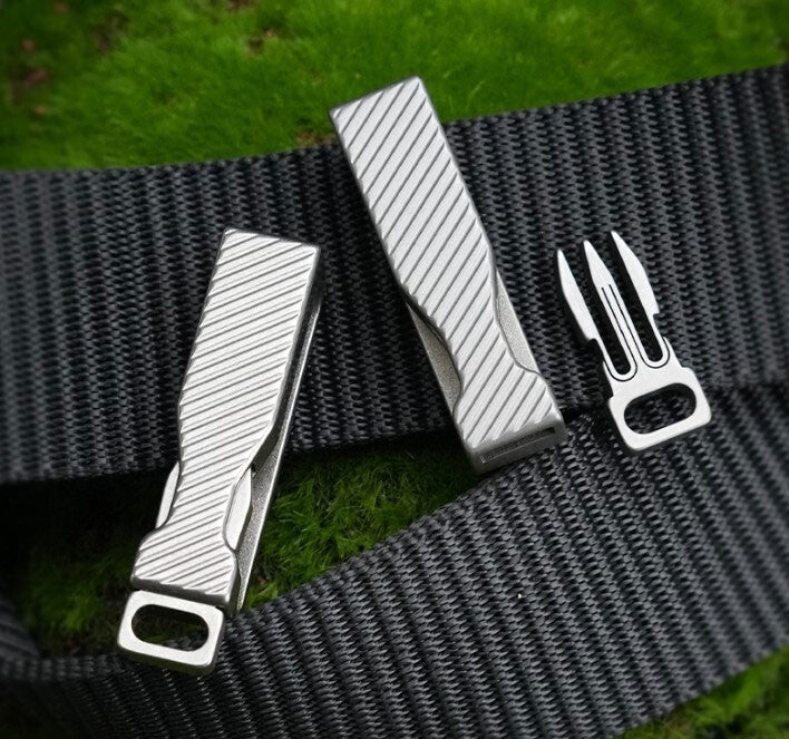Titanium Alloy Belt Buckle EDC Portable Men‘s Belt Clip  Waist Hang Keychain 07FC0E-D4 - KOEEK