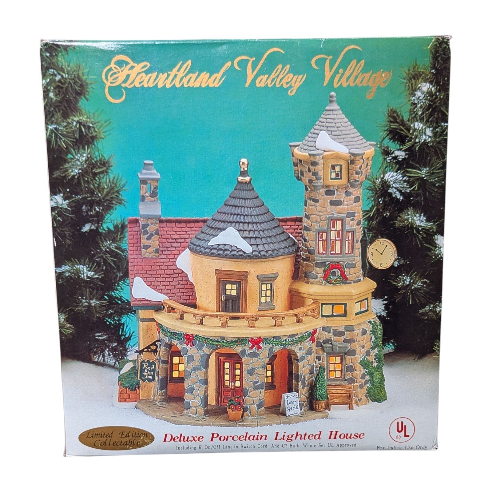 2 Heartland Valley Village Porcelain Lighted Red Lion Inn Department Christmas HEARTLAND - KOEEK