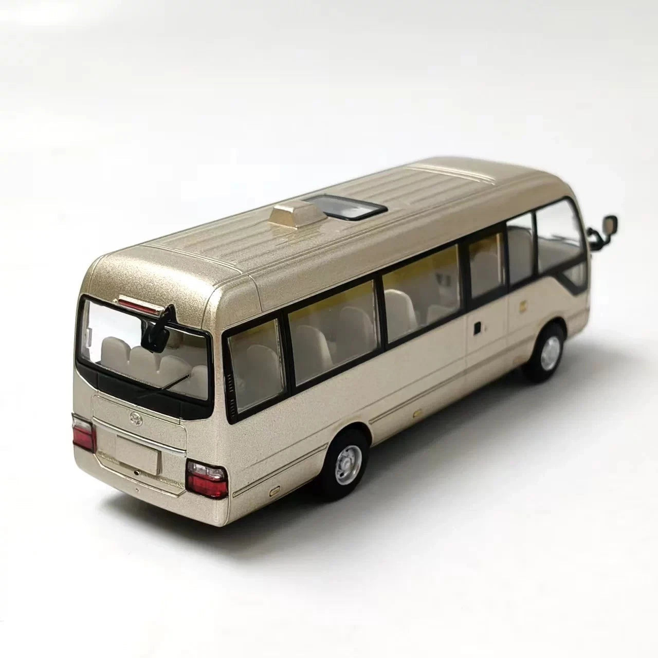 1:64 Toyota Coaster 2013 Diecast Model can slide Simulation Vehicle Display toy 07FC0E-D4 - KOEEK