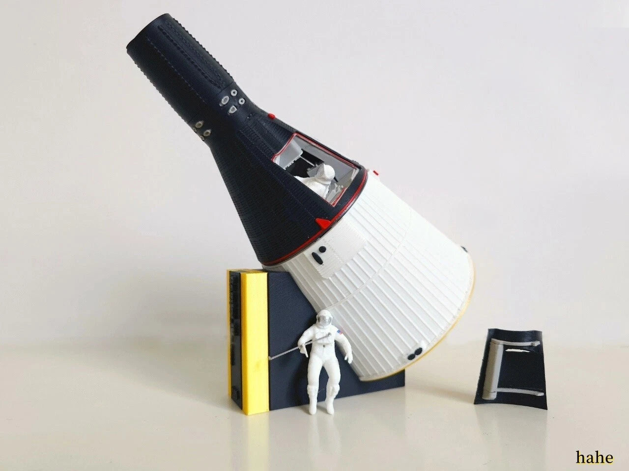 1/32 7.6'' High Gemini Manned Spacecraft  3D Printed Plastic Finished Model 07FC0E-D4 - KOEEK