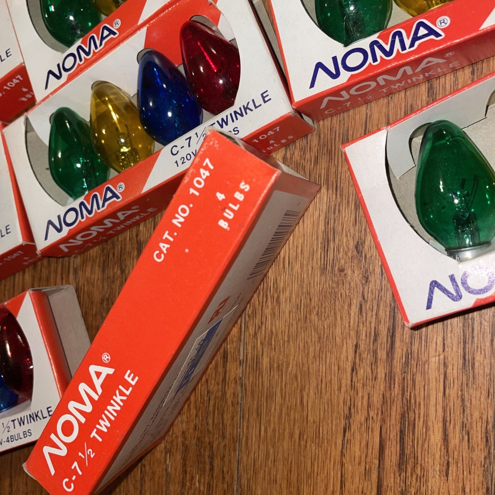 NOMA 12 pks 1047 4 Count C 7 1/2 Multi Transparent Twinkle Christmas Light Bulb NOMA - KOEEK