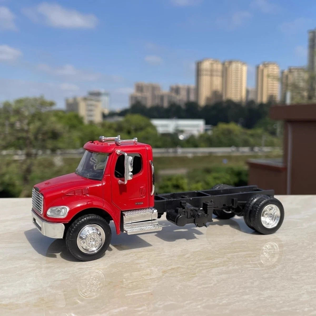 1:43 FreightlinerTruckDiecastMetal Model Parts & Accessories Loose Minor Defects 07FC0E-D4 - KOEEK