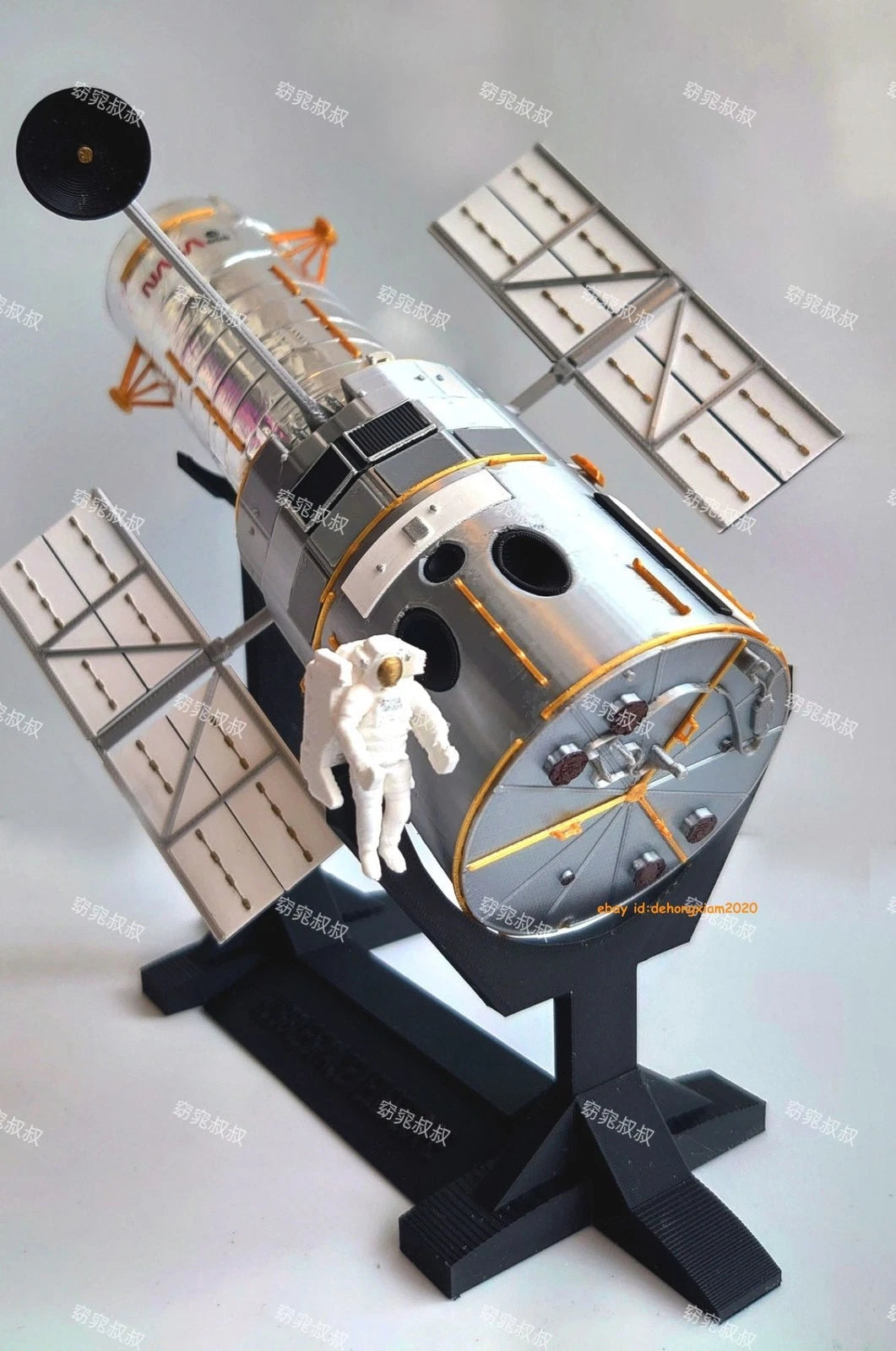 1/72 Scale Hubble Space Telescope HST Static Model Painted Product Toy 07FC0E-D4 - KOEEK