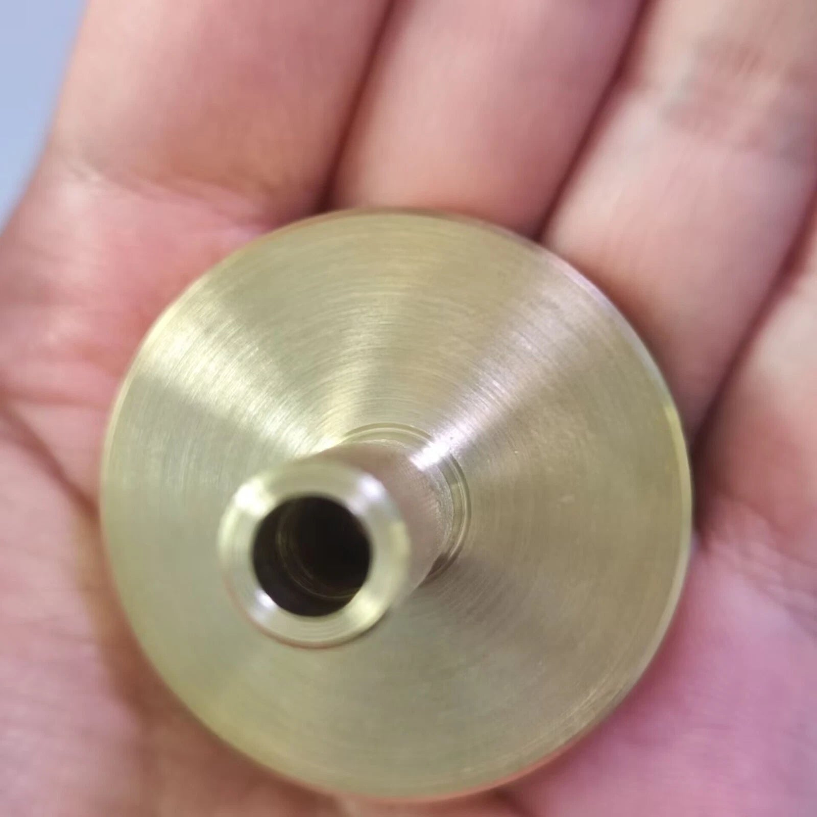Brass Hand Twisting Spinning Top Gyro Gyroscope Spinner Toys Gift 07FC0E-D4 - KOEEK