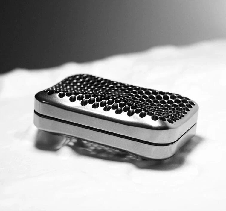 Titanium alloy Hollow Coral Fidget Slider Creative Push Fidget Stress Relief Toy 07FC0E-D4 - KOEEK